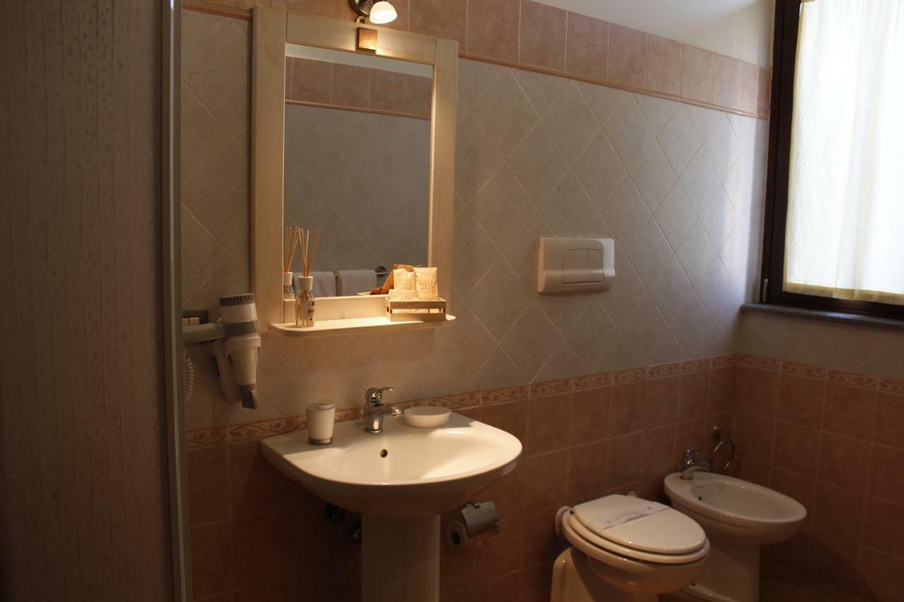Residence Hotel La Commenda Montefiascone Exterior foto